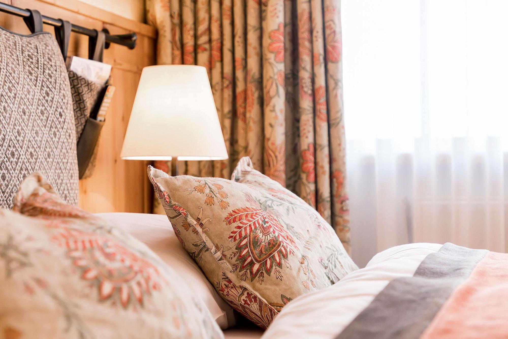 Superior Hotel Tirolerhof - ツェル アム ゼー エクステリア 写真